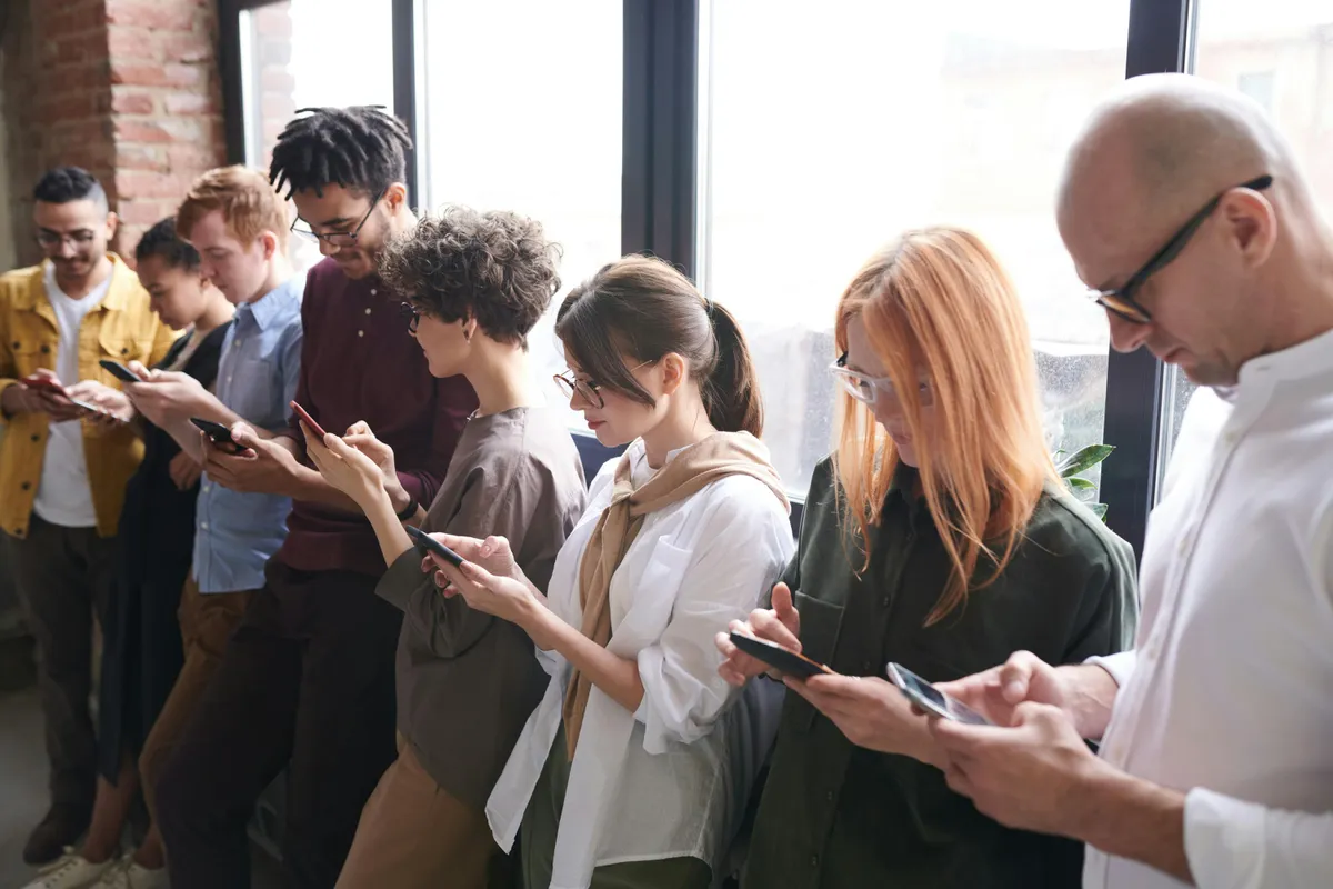 Online survey participants on phones